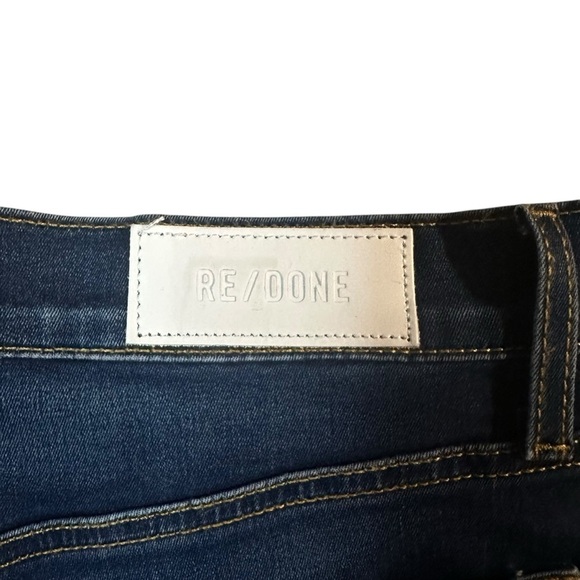 Re/Done 90s High Rise Loose Jeans Size 29 NWT Deep Faded Blue Button Fly - Picture 8 of 12